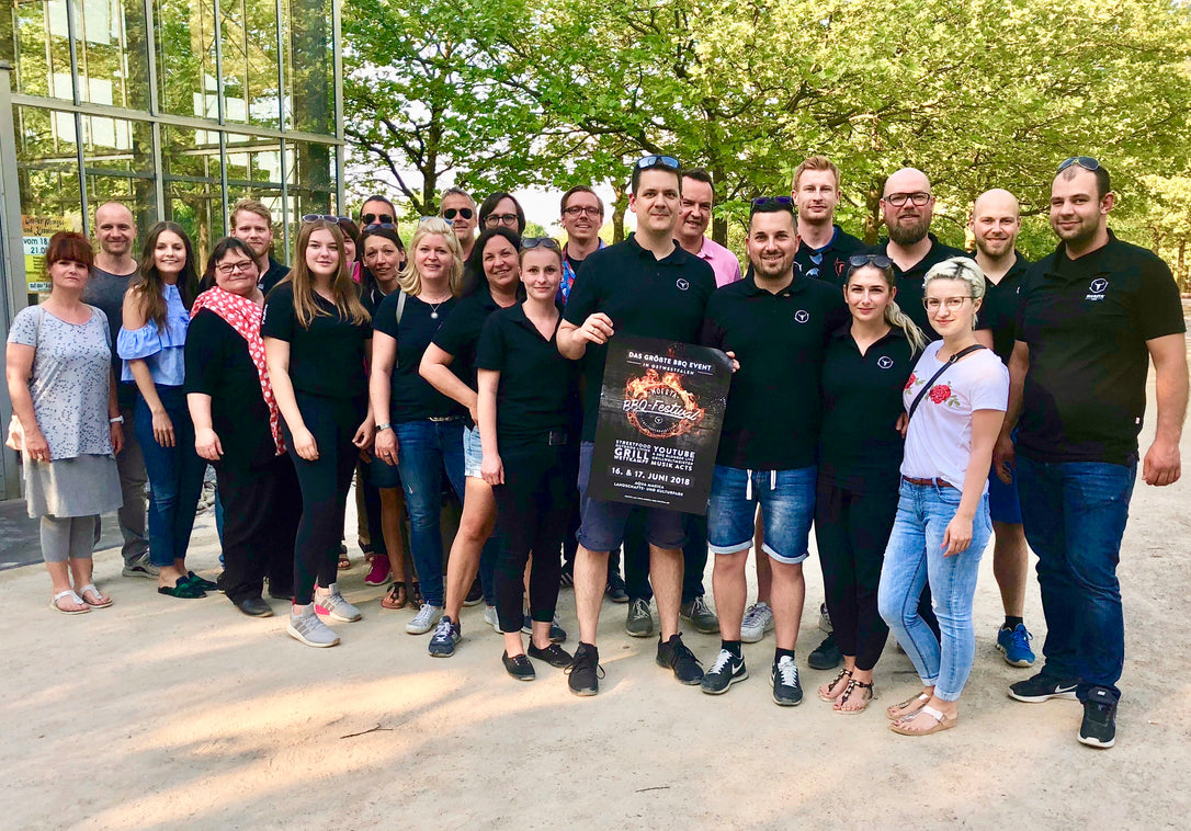 Gruppenfoto beim MOESTA BBQ-Festival 2018