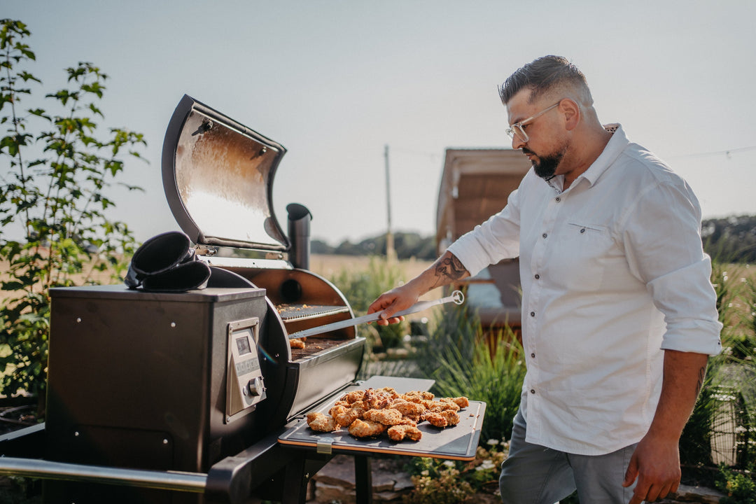 Grillen am MOESTA Sheriff im Garten