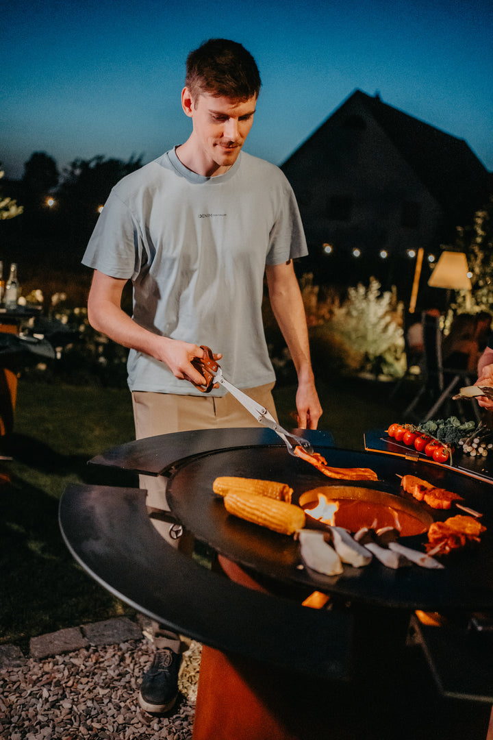 NEU: BOA – Grillzange mit Holzgriffen