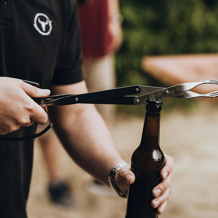 HELGE – Grillzange V-Tong – Edelstahl Zange mit Flaschenöffner – 51 cm