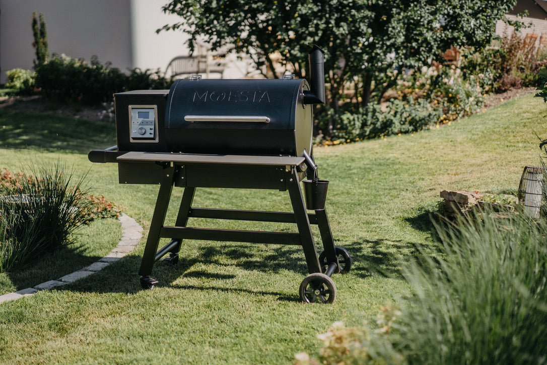 SHERIFF 2.0 im Garten mit vollständigem Untergestell und Rollen