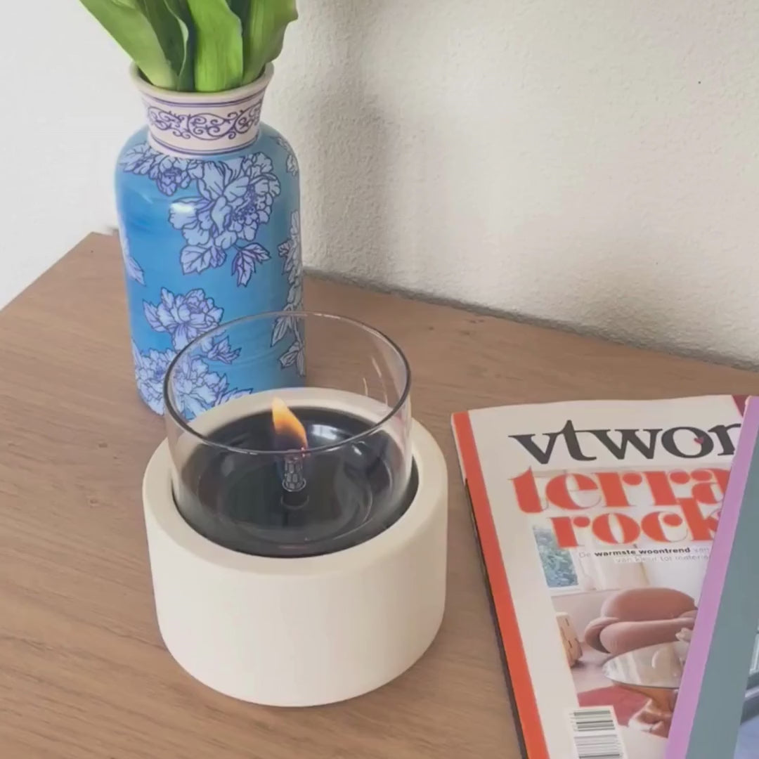 Tenderflame Lotus 12 – Design-Tischfeuer aus Beton & Keramik